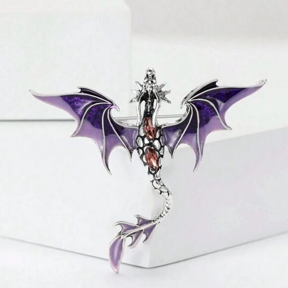 Vintage Inspired Purple Ombré and Silver Dragon Brooch Engraved Detailing - Picture 4 of 5
